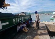 Sat Polairud Polres Bima Kota Gelar Patroli Dialogis dengan Buruh Pelabuhan Bima dan Sape