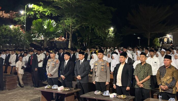 Momen Takrimun Najihin, Kapolres Lombok Utara Hadiri Syukuran Kelulusan di Ponpes Al Istiqomah Kapu: Wujud Sinergi Polri dan Pendidikan Keagamaan