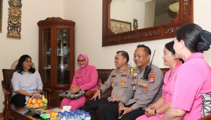 Polres Lombok Barat Apresiasi Purnawirawan dan Warakawuri di Desa Karang Bongkot