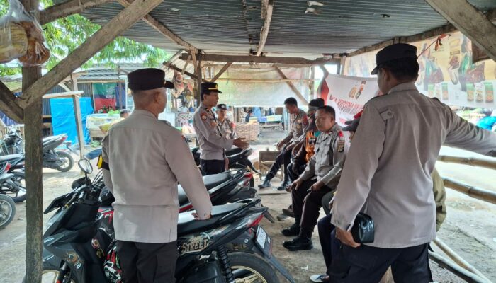 Operasi Bina Kusuma 2025 Sentuh Pasar Gerung, Fokus Edukasi Kamtibmas