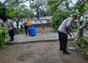 Polri Peduli: Pembersihan Pure Datar oleh Polsek Labuapi