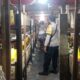 Bhabinkamtibmas Ombe Baru Dorong Ketahanan Pangan Lewat Kunjungan ke Peternak Ayam