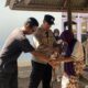 Kemanusiaan dalam Seragam, Polsek Lembar Distribusikan Bantuan Tongkat kepada Warga Disabilitas