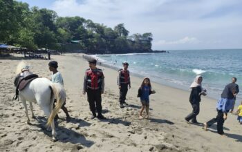 Sat Samapta Polres Lombok Barat Intensifkan Patroli Wisata di Desa Lembar