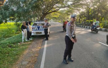 Edukasi dan Pencegahan 3C di Jalur Vital BIL oleh Satlantas Lombok Barat