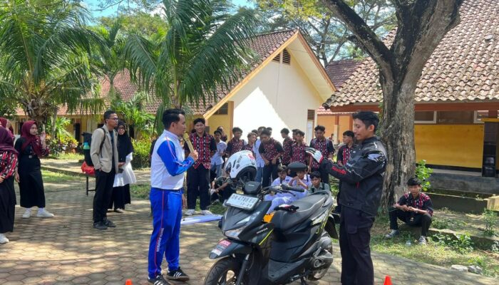 Operasi Patuh Rinjani 2025: Edukasi Keselamatan Berkendara di Gerung