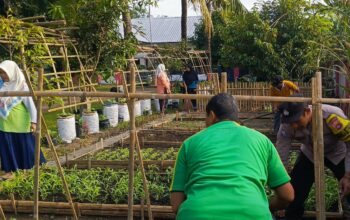Sinergi Polri dan Masyarakat Kuripan Utara: Dari Pekarangan Menuju Ketahanan Pangan Keluarga