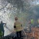 Babinsa Malaka Sigap Dampingi Warga Atasi Kebakaran Lahan