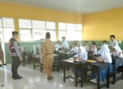 Polsek Bayan Laksanakan Monitoring Program Makan Bergizi Gratis di SMAN 1 Bayan