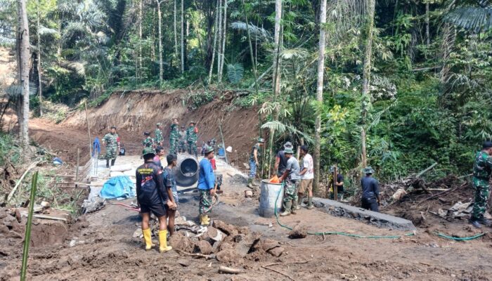 Dandim 1606/Mataram Tinjau Langsung Progres TMMD ke-126 di Giri Madya dan Dasan Geria