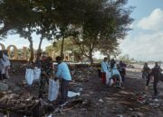 Kolaborasi Babinsa dan Dinas Perijinan Hidupkan Semangat Peduli Lingkungan